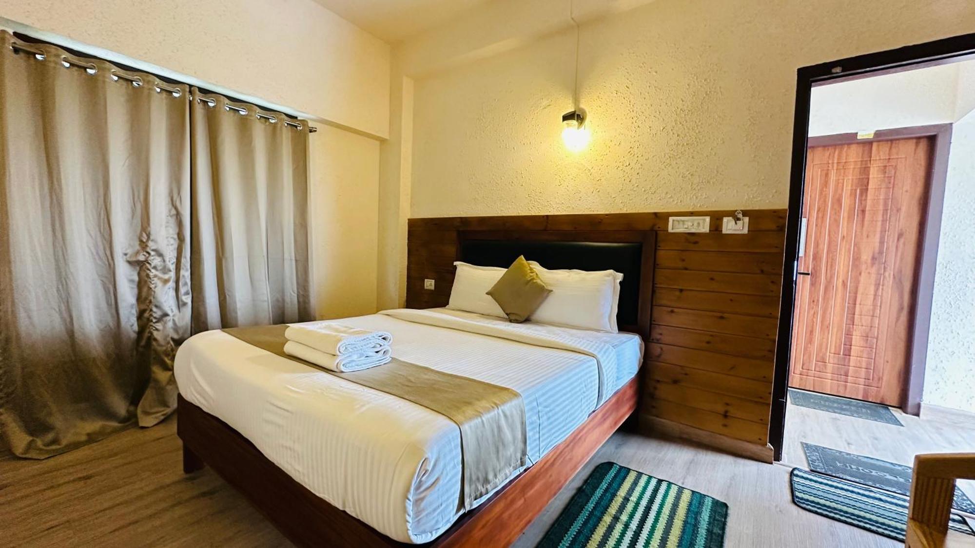 Wild Elephant Resort Kallar Vattiyar Exterior foto